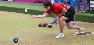 Julie Thomas competing in para lawn bowls at the Birmingham 2022 Commonwealth Games